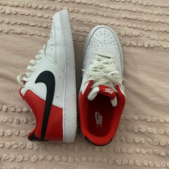 Nike court vision LO white/black university red - Picture 3 of 5